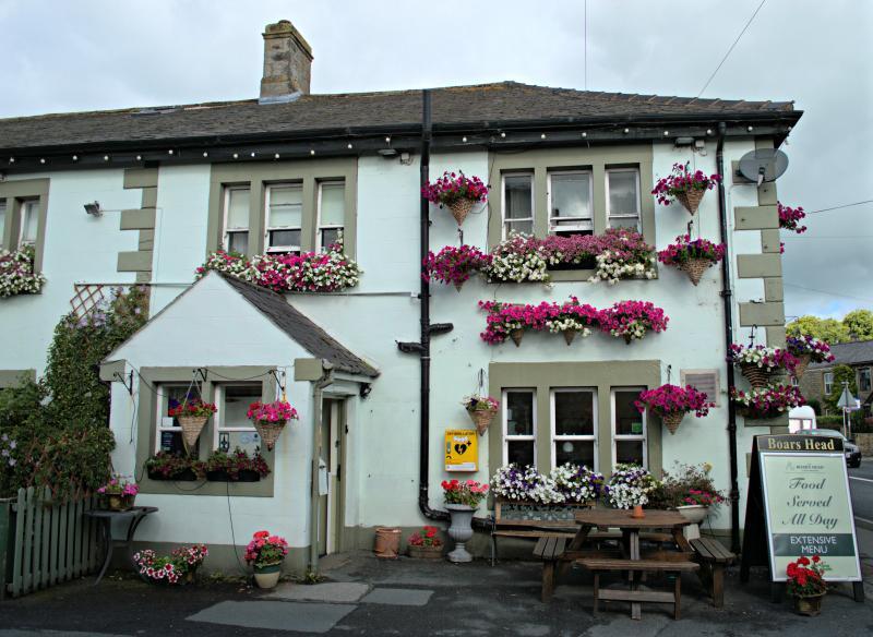 ホテル The Boars Head Long Preston エクステリア 写真